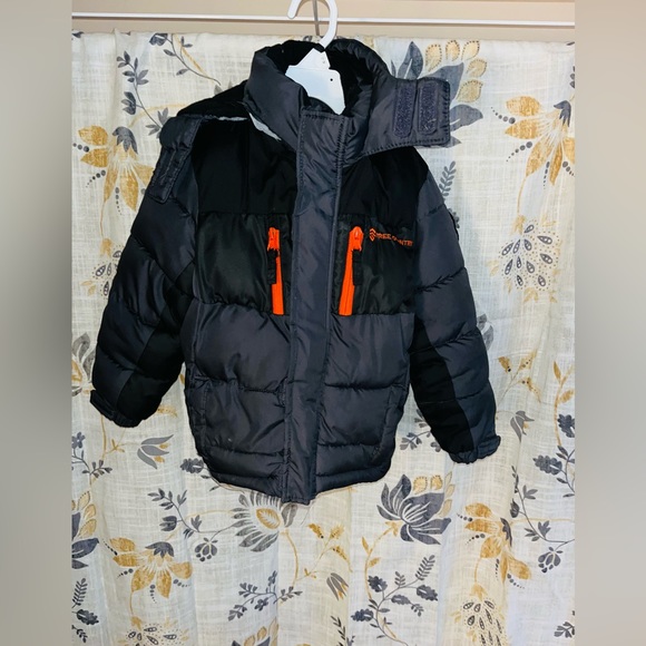 Free Country Jacket ( 4T) - Picture 5 of 8